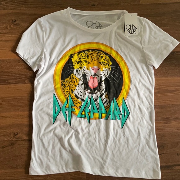 🆕 Anthro Chaser White Retro Def Leppard 2017 Tee - Picture 2 of 5